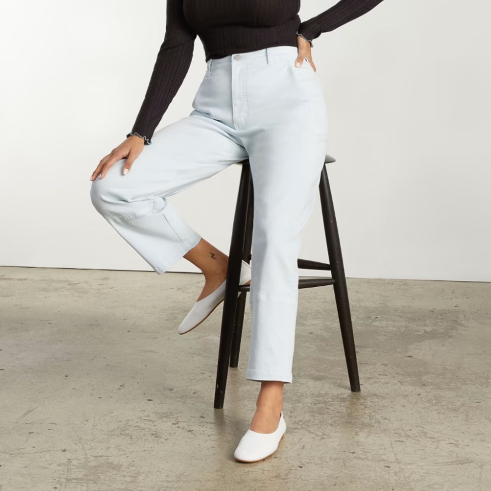 everlane utility barrel pant in light blue